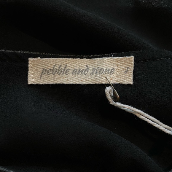 NWT Pebble and Stone Womens Top - size women's small - gray black ties - Picture 5 of 7